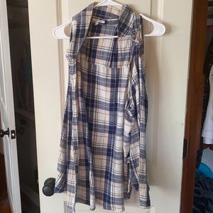 Plaid sleeveless cardigan top